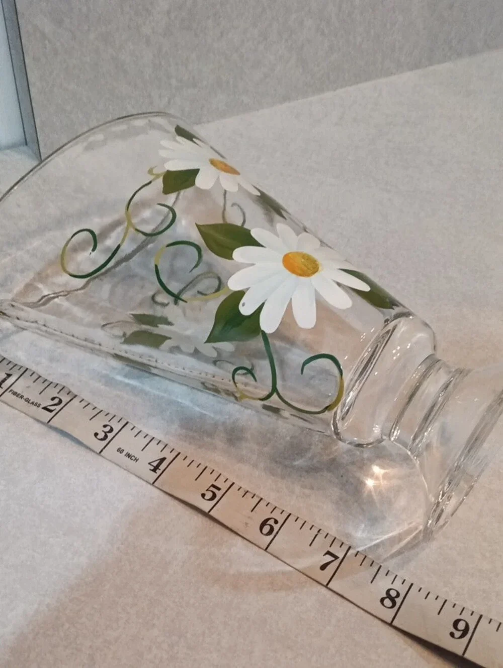 Hand-Painted Daisy Glass Pedestal Vase